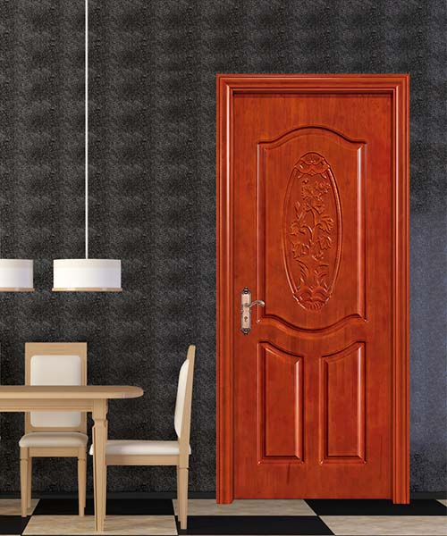 廠價(jià)直銷(xiāo)愉心X-4037平開(kāi)雕花橡木烤漆門(mén)