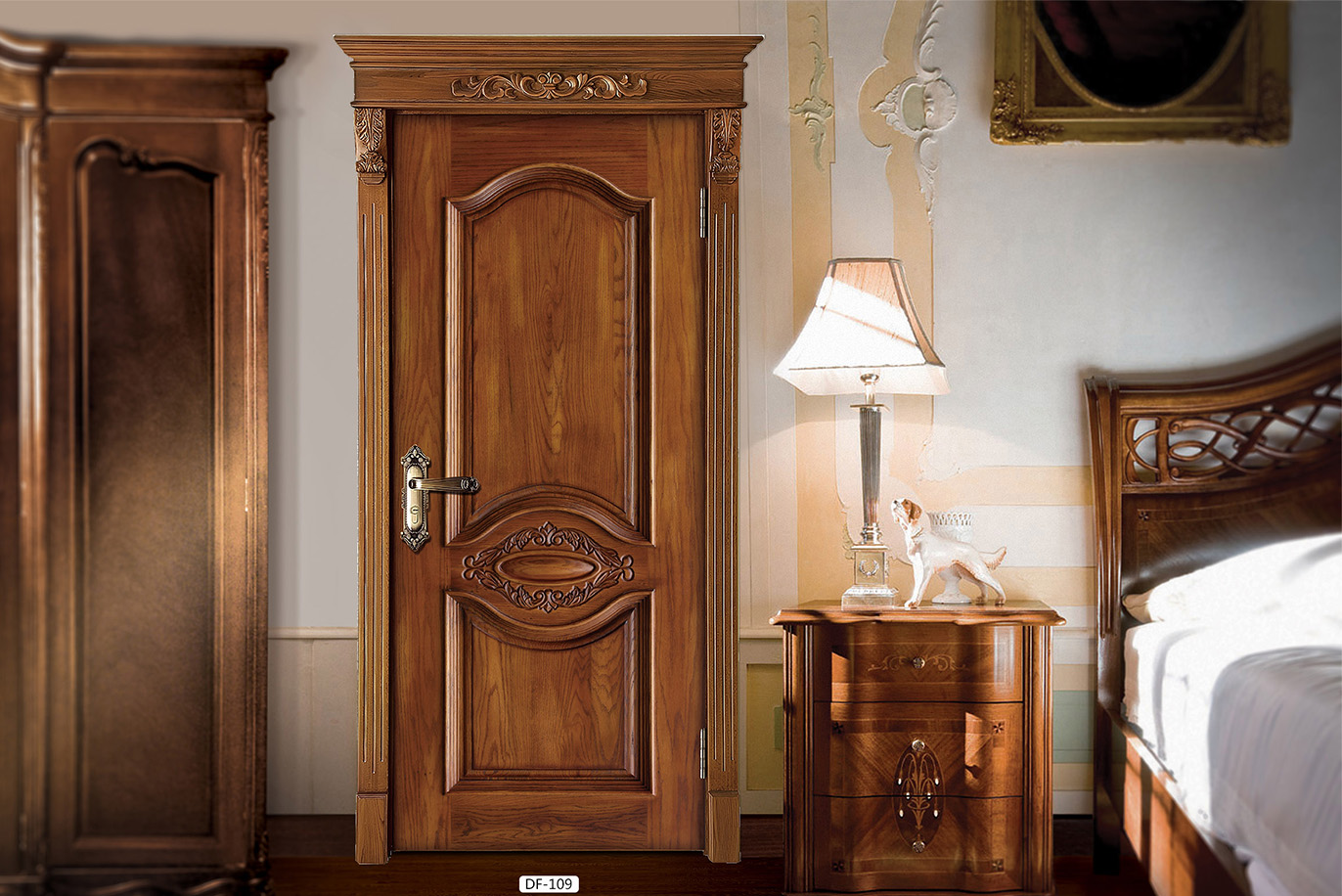 廠家直銷愉X-4062平開仿古雕花實木烤漆門